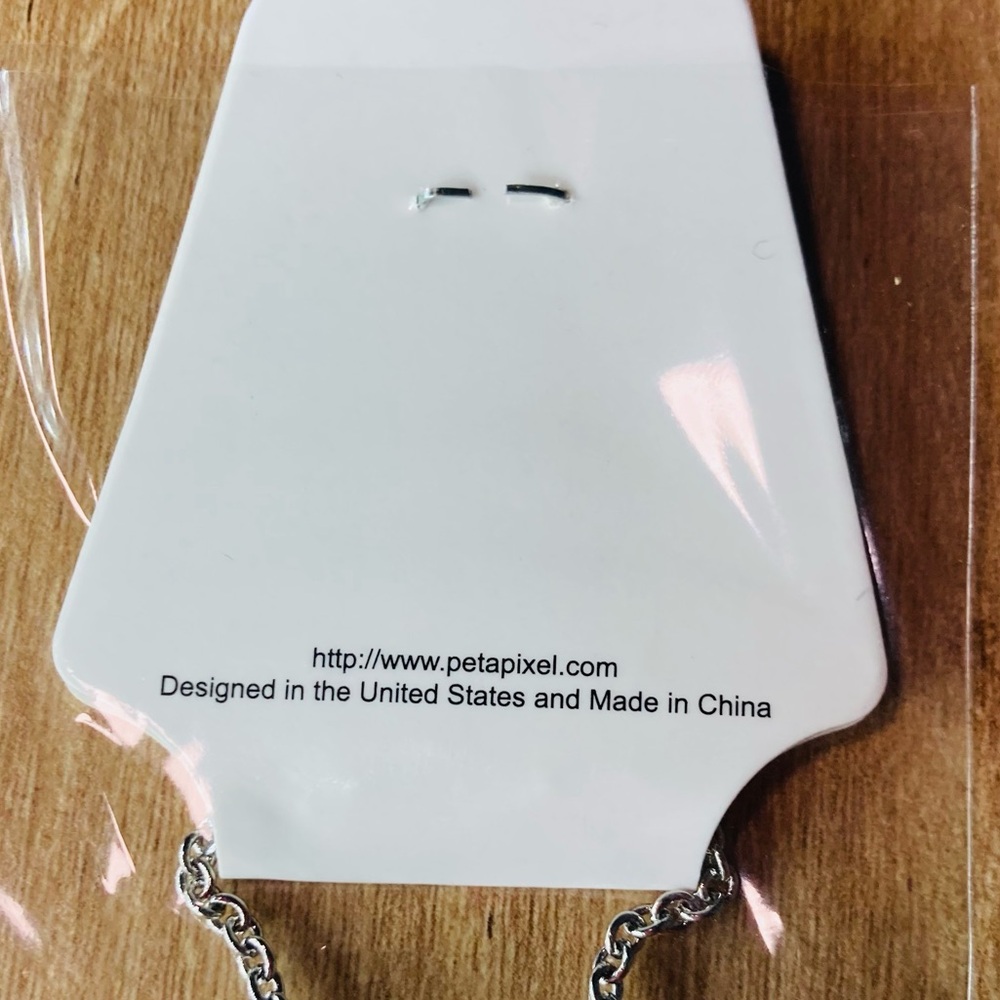 NWT 12 PACK!!! PETAPIXEL Instant Photo Pendant Necklaces Individually Wrapped - Picture 14 of 15